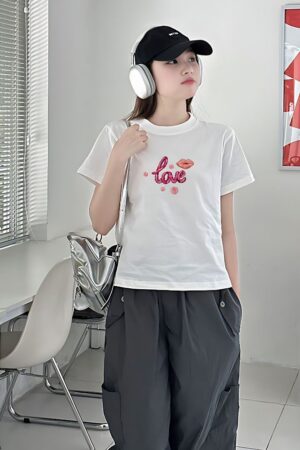 Alternative view of Áo Thun Babytee Nữ Lips Love